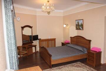 Трехместный номер Делюкс  в Гостинице Экипаж